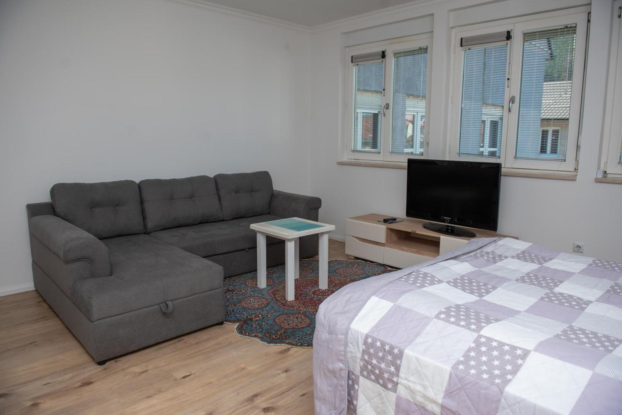 Central Apartment Konjic Luaran gambar